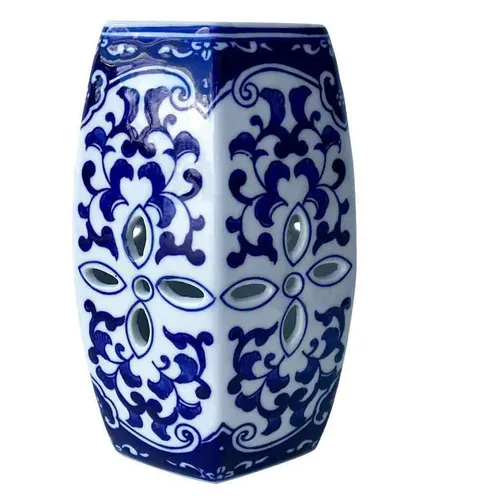 FV03 Floral Vase - Blue & White