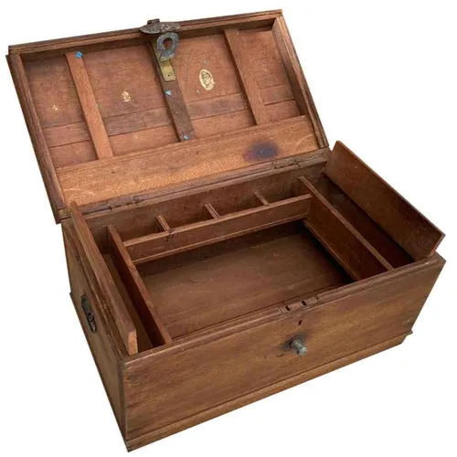 TP091 Chettiar Storage Chest