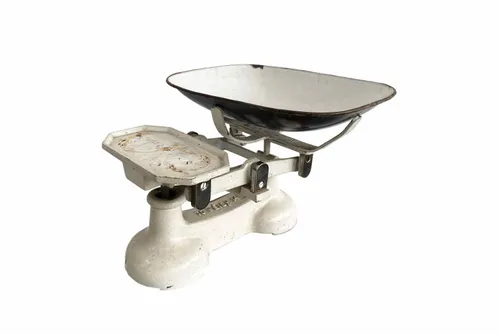 PRL02 - Vintage Merchant Scale