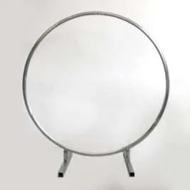 BG053 Backdrop – Round Metal Small