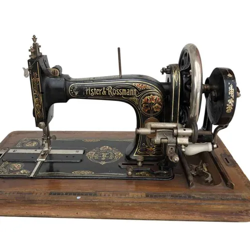 SM01 Sewing Machine - Antique