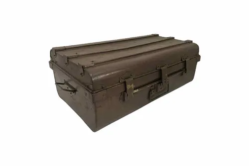 MB082 Metal Chest/Trunk - Vintage Dark Brown