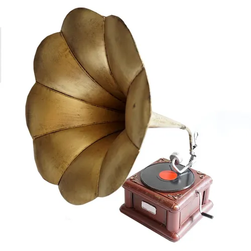 VT012 Vintage Gramophone - Large Copper