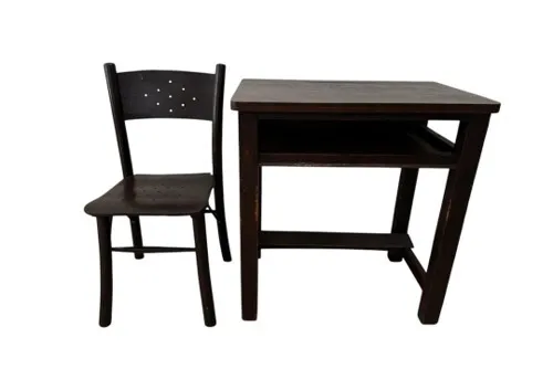 KR42 Vintage Table & Chair Set