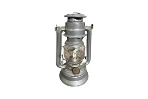 KL070 Kerosene Lamp - Silver
