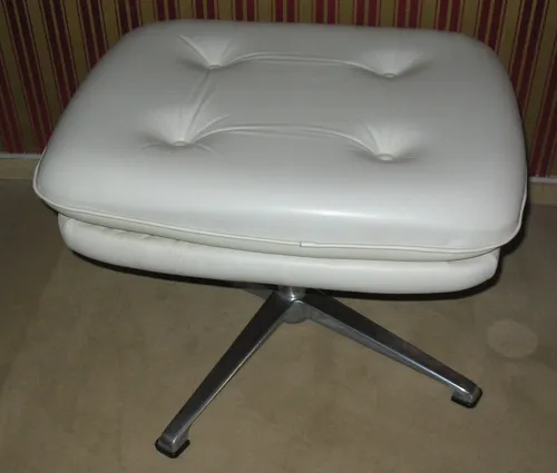 Ottoman Fusshocker Leder hellgrau