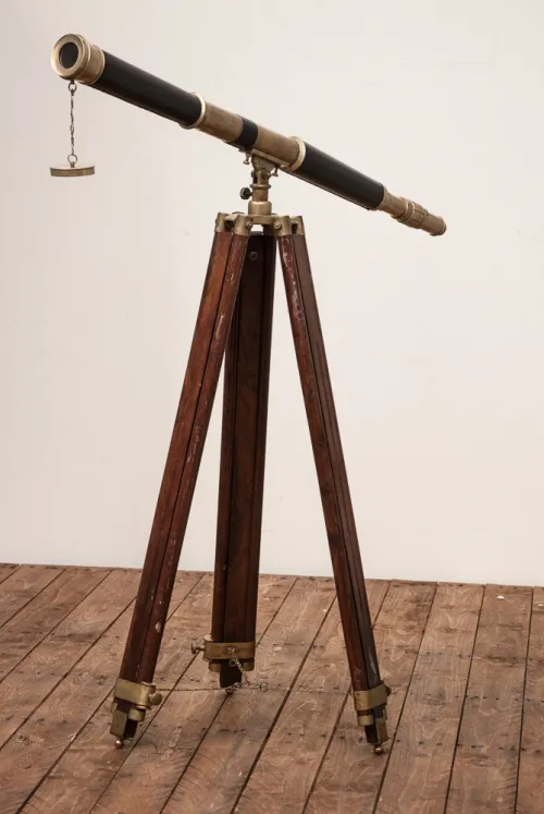 Fernrohr, Messing auf Holzstativ