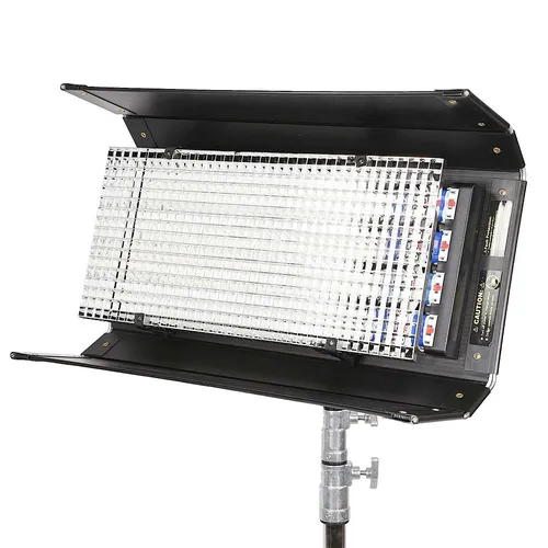 Kino 2' Four-Bank Fixture