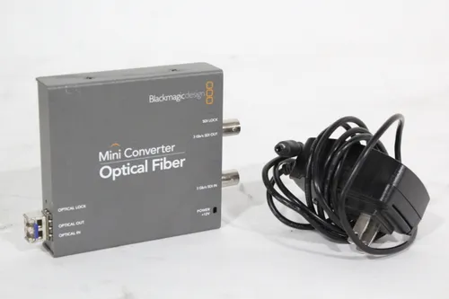 Black Magic Optical Fiber Converter