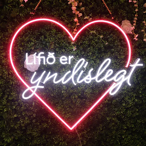 Led skilti - Lífið er yndislegt