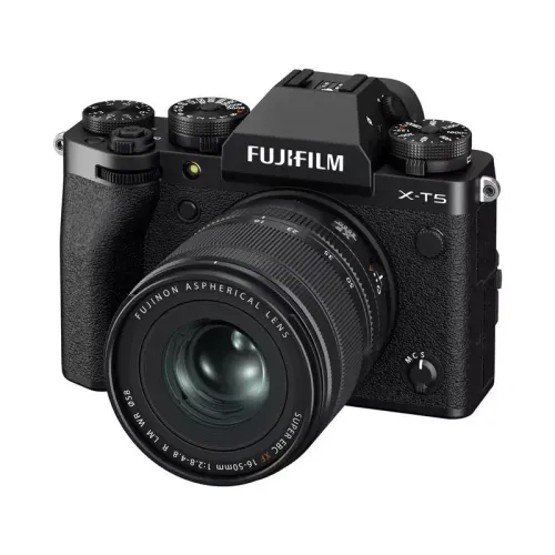 FUJIFILM X-T5 + XF 16-50mm/2.8-4.8 R LM WR KIT