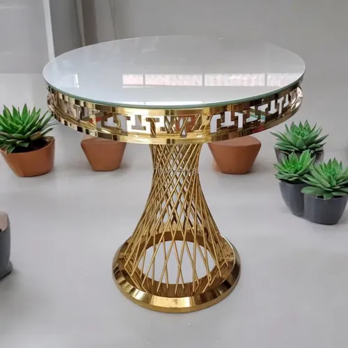 Cake | Pastry Table (Gold)