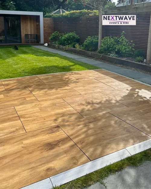 15 x 15ft Wood Effect Dancefloor 