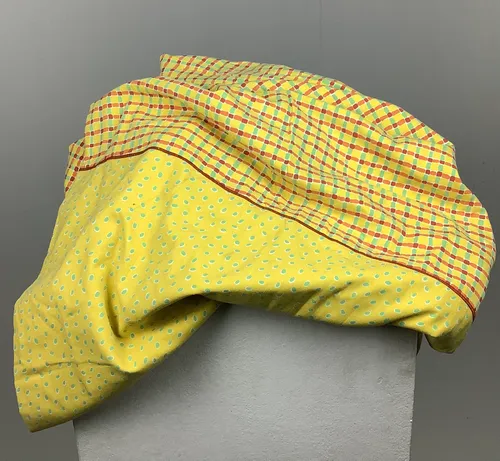 Thin Yellow Red Green Patterned Sheet