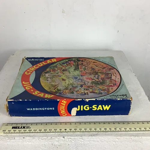 Period Circular Jigsaw