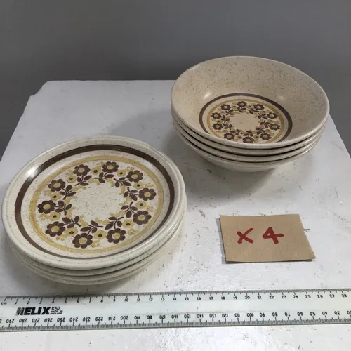 Retro Brown and Beige Plate and Bowl Set
