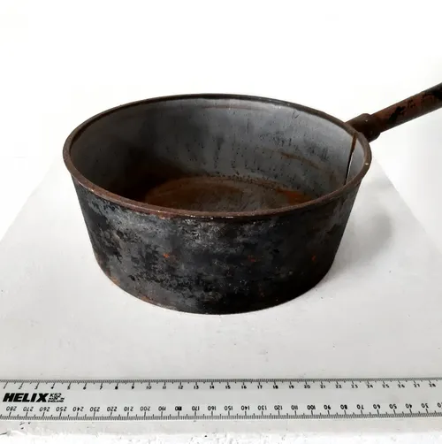 Vintage cast iron campfire cooking pan