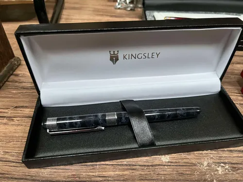 Marble Effect Black Kingsley Fountain Pen in Black Display Box