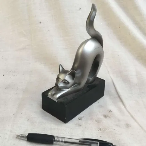 Plastic figurine 004