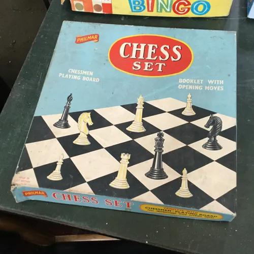 Period Boxed Chess Set