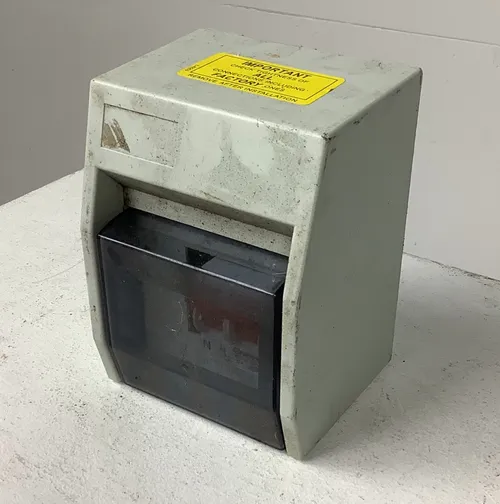 Cream Crabtree Wall Mount  Starbreaker