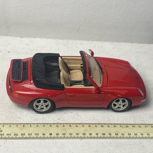 Red Toy / Model 911 Convertible Porsche