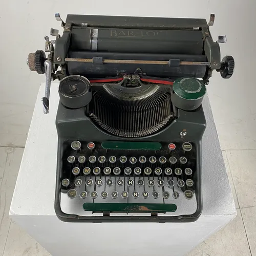Period Green Bar-lock Metal Typewriter