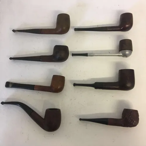 Various wood smoking pipes 