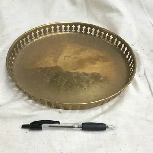 Brass/gold circular tray 