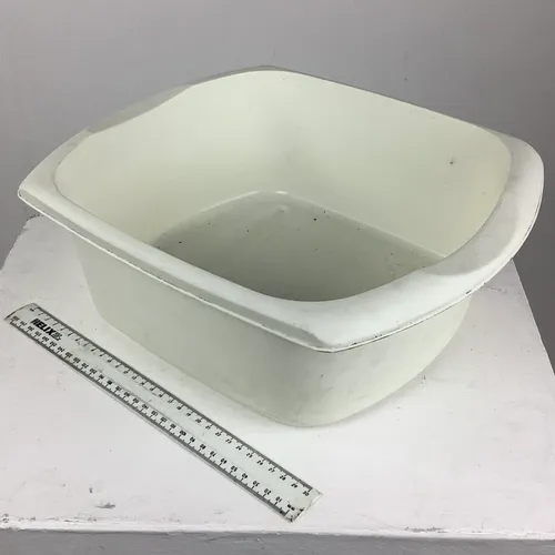 Plastic White Wash Basin