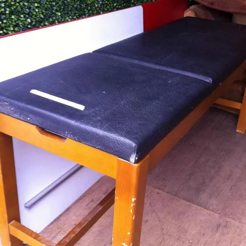 Examination couch / bed