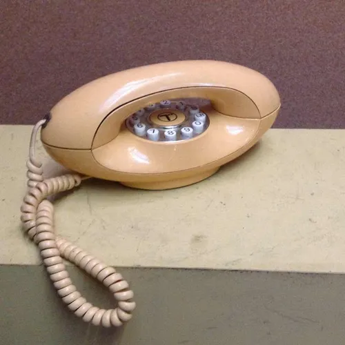 1980s Cream / Beige BT Genie push button corded telephone