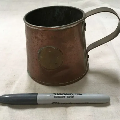 Copper 1 pint ale tankard/measure 