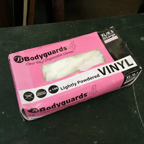 Bodyguards 4 Vinyl Gloves Box