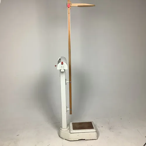 White hospital beam scale