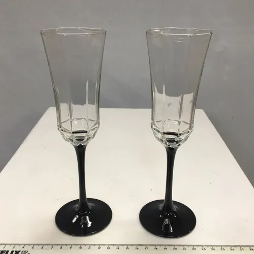 Pair black stemmed cocktail glass