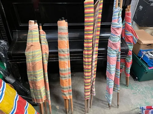 Coloured Fabric Wind Break Windbreakers