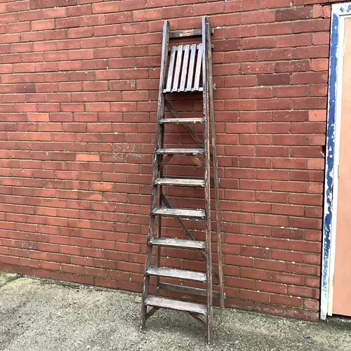 Period 7 Step A-Frame Wood Ladder