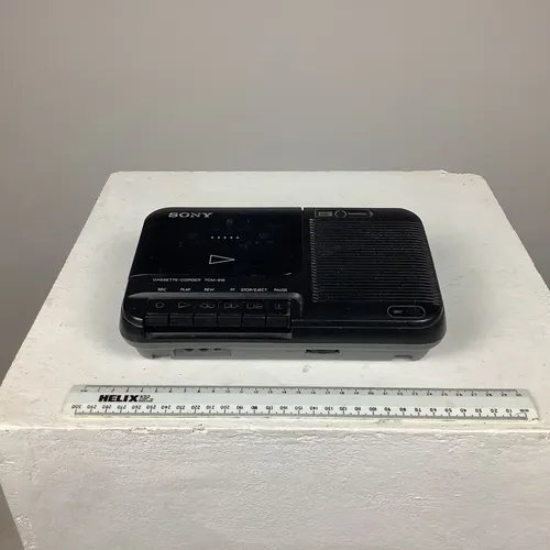 Sony TCM-818 Cassette-Corder Tape Player