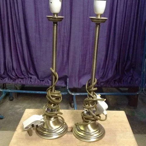 Brass metal striped / ribbed stick lamp base