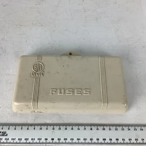 Period Cream Fuse Box Cover