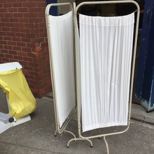 Cream Metal Frame and White Fabric Privacy Curtain / Screen -  Hospital / Medical