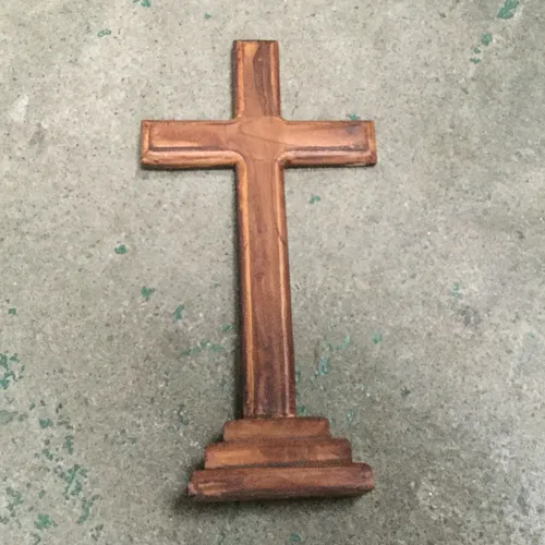 Plain wooden crucifix 