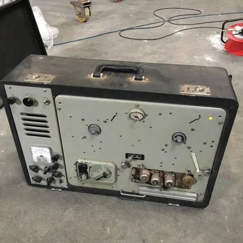 Period reel to reel tape machine, heavy duty in black case