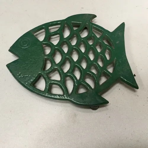 Metal green fish pot stand