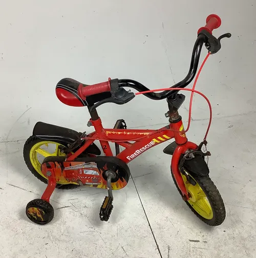 Red Fire Rescue Children’s Bike with Training Wheels