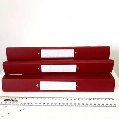 Quantity of red folders/files