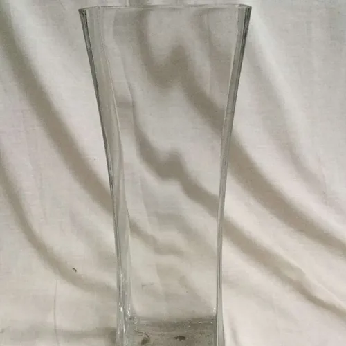 Glass vase (rectangular base and wider top)