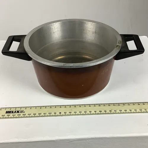 Period Brown Cooking Pot / Pan