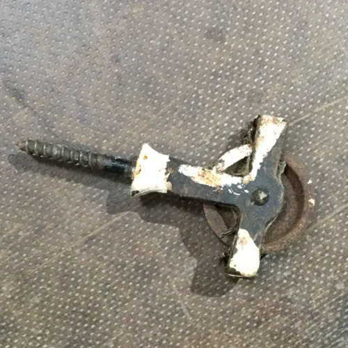 Rusty pully wheel